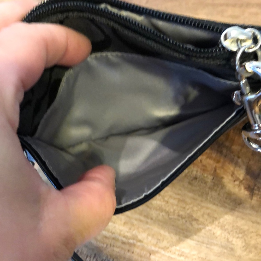 Coach black signature C wristlet - Picture 6 of 8